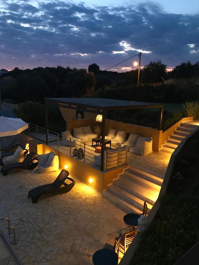 Villa Verde Ано Калон Нерон Екстериор снимка